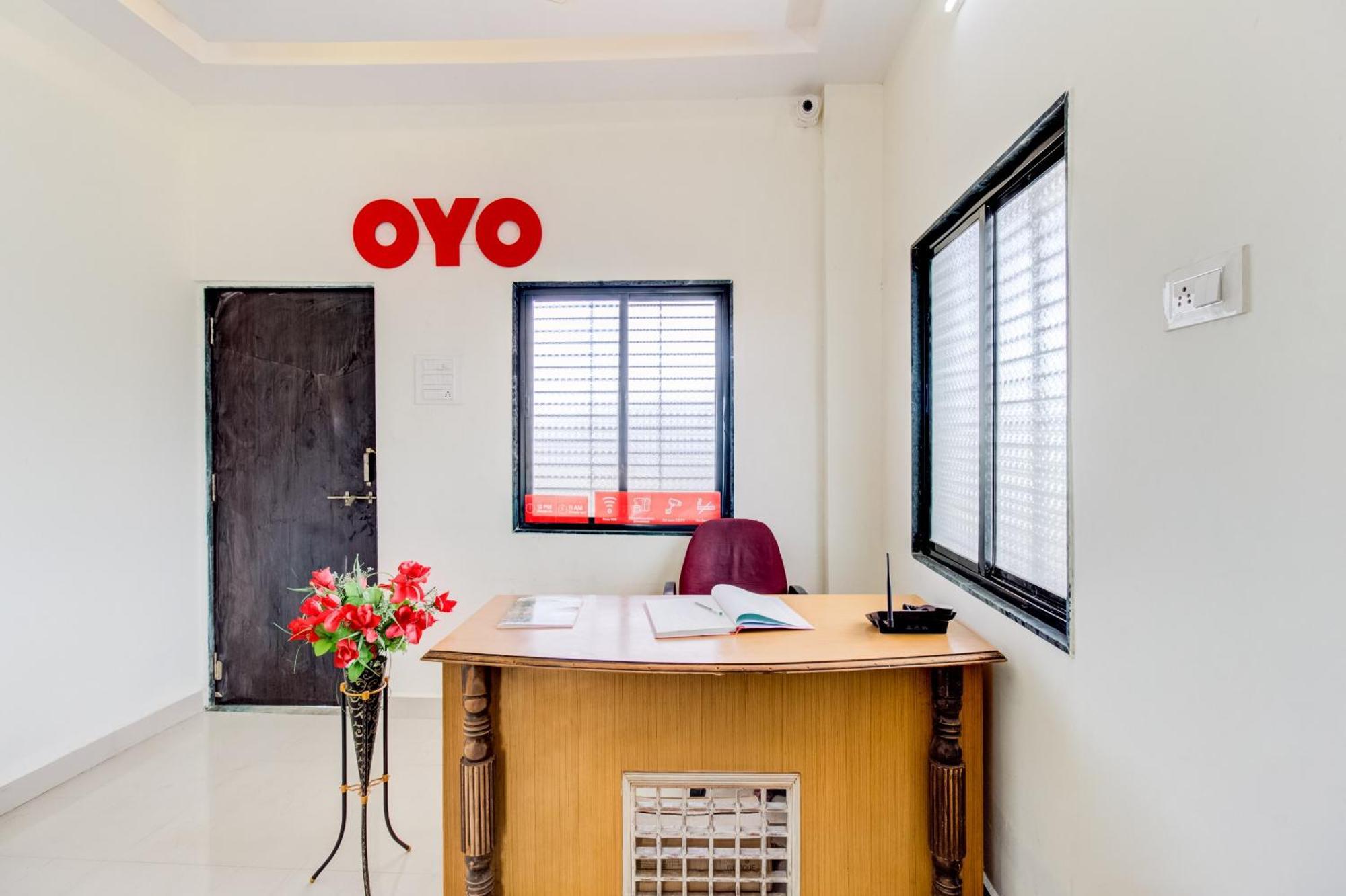 Hotel O City Center Dhule Exterior photo